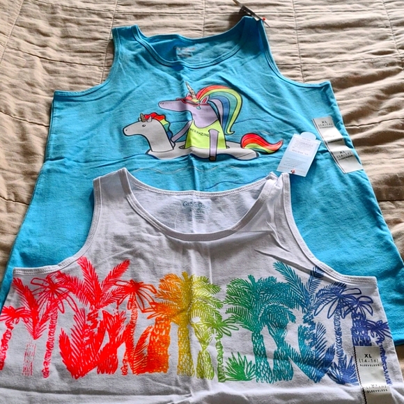 Pair of girls xl tank tops